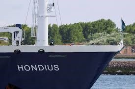 Hantavirus-hit cruise ship arrives at Rotterdam port