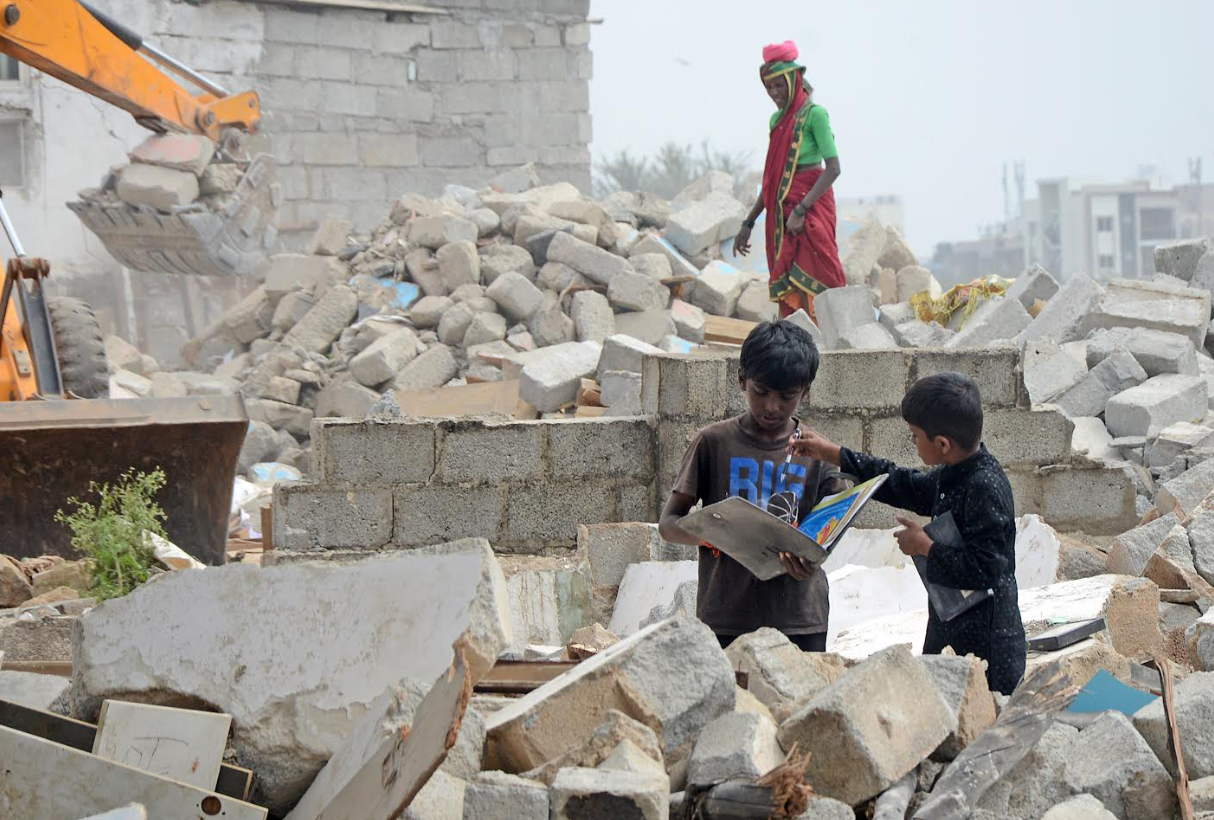 Eviction drive continues for second day at Thanisandra
