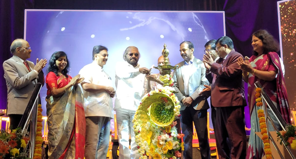Minister Khandre highlights knowledge at ‘Thatt Antha Heli’ 5000th episode