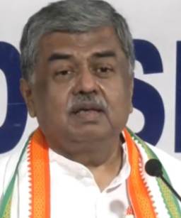 BJP appointed Gyanendra Kumar to KPSC, says Hariprasad