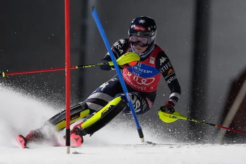 Shiffrin dominates Slalom with record margin