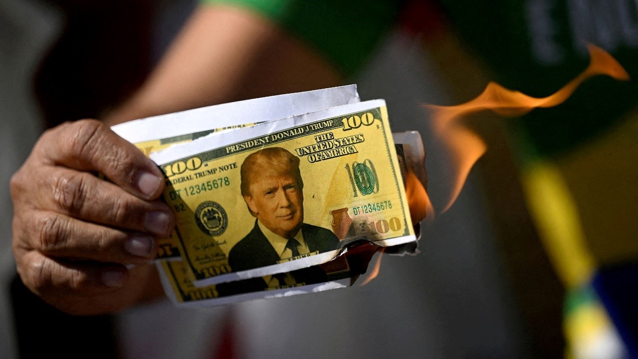Trump Signature To Feature On US Currency First Time