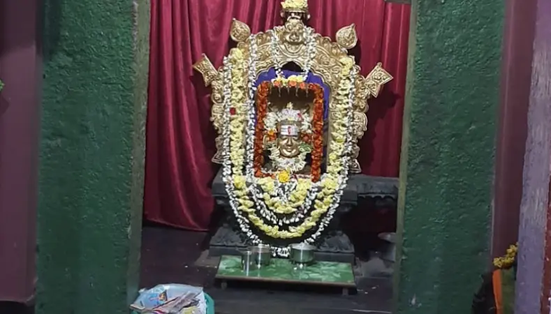 Two temple hundis robbed on the same day in district
