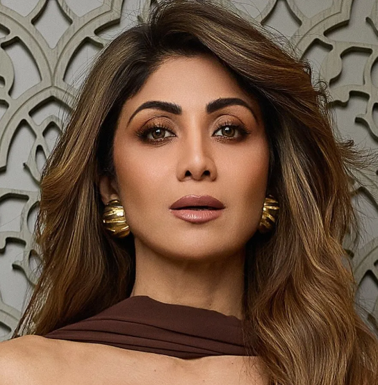 Shilpa Shetty denies ₹15 crore transfer report