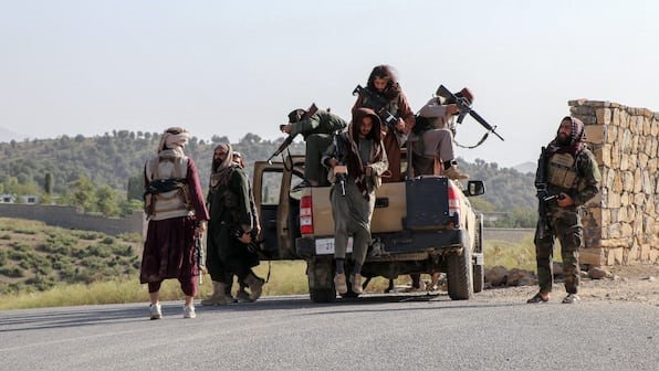Pakistan-Afghan tensions rise after deadly border strikes