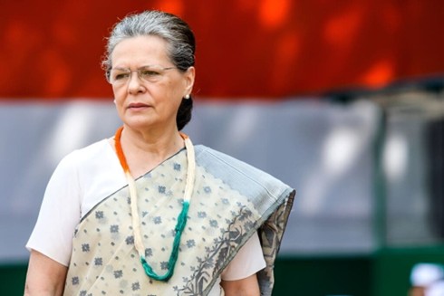 Sonia Gandhi criticises Modi over Palestine silence