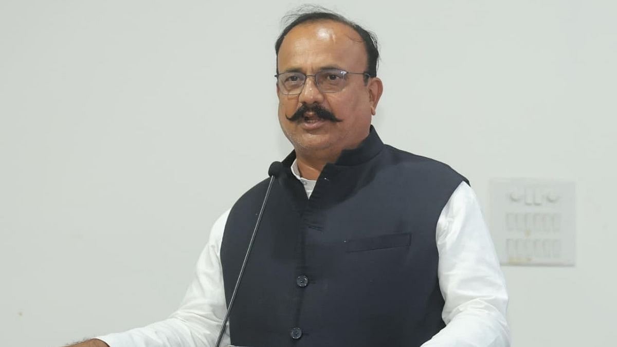 Apology refused, Sapkal defends 'gungi gudiya' remark