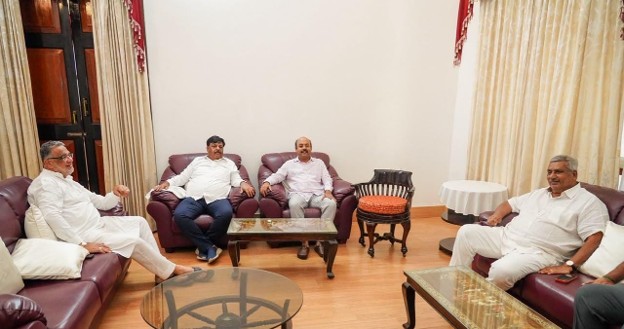 Discontent brews in Congress