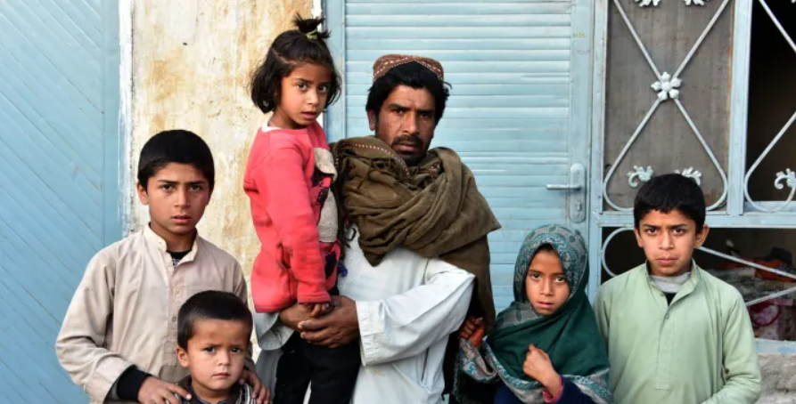 Over 2,000 Afghans deported from Iran, Pakistan