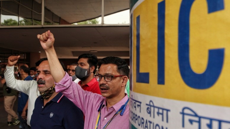 LIC emerges as highest profit-making fin firm in Q4
