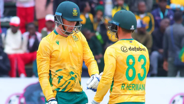 Hermann replaces injured brevis for Pakistan ODIs