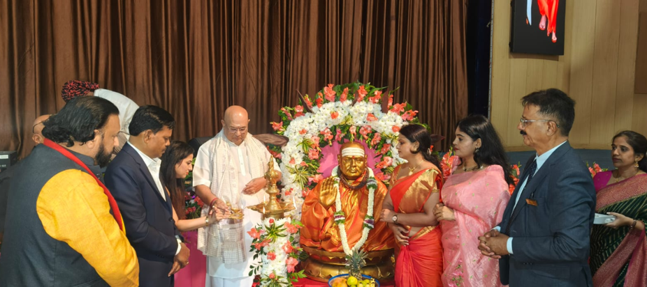 Education must go hand in hand with values: Prakashanatha Swamiji